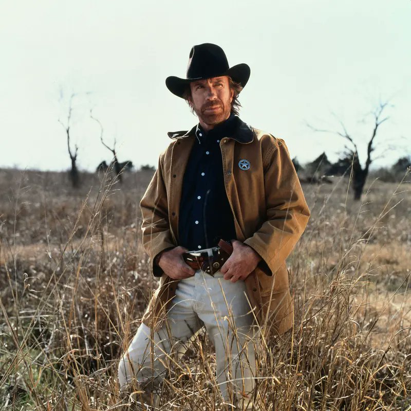 Cheenzman's tweet photo. 🕯️Rest in Peace🕯️
Chuck Norris Die Legende hat uns verlassen
🤜🏻1940 - 2026🤛🏻
#RIP #ChuckNorris #WalkerTexasRanger #Feuerwalze #McQuadeDerWolf #MissinginAction #DieTodeskralleSchlägtWiederZu #KarateKommandos #DeltaForce #TheExpendables2 #InvasionUSA #CodeOfSilence #RIPChuckNorris https://t.co/5NtgWCXxAx