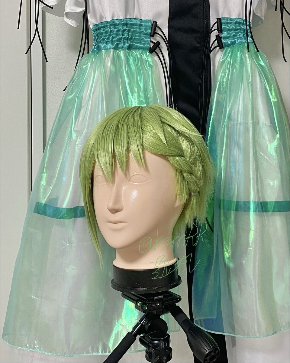 hgrnRR's tweet photo. #逸机の製作記 
レイレイのウィッグ✂️
ブレラに見えてしまう呪いから解き放たれたい…😭
このポストを見かけた方はレイナに見えたら励ましのいいねを押してください…😭 https://t.co/6kHBteh2bz