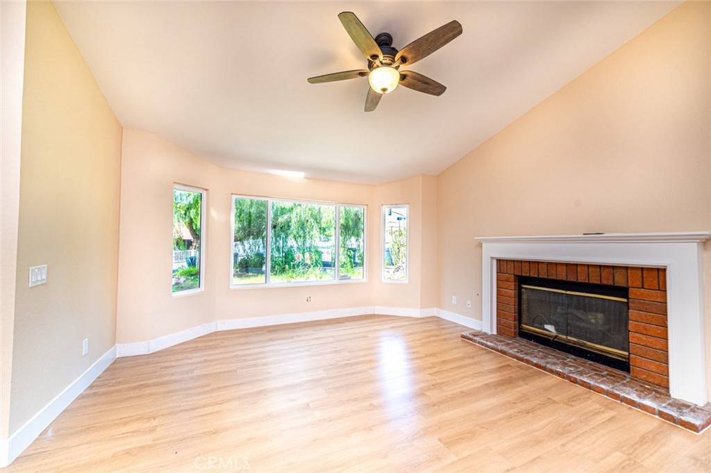 CastraRealty's tweet photo. Listing Address: 12012 Barclay, Moreno Valley, CA 92557
Listing Price: $519,900
Schedule a showing and request more information here: https://t.co/leFnzcMeKW https://t.co/5LgO83ywiv