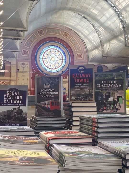 Pen&Sword Transport tweet media