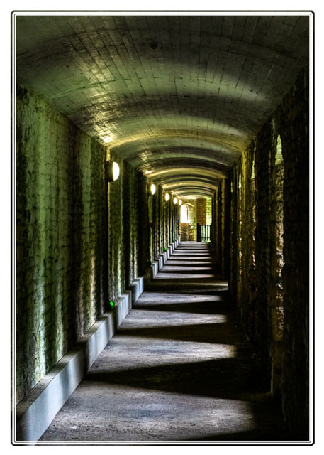 photos_dsmith's tweet image. The #defensive #walls at @cardiff_castle are not just to #protect the #castle in the #middle #ages, It was a #shelter for #Cardiff #citizens/#residents during the #WW2. #PhotographyIsArt #photography. To see more #images and #photos follow @photos_dsmith #Wales #Cymru @visitwales