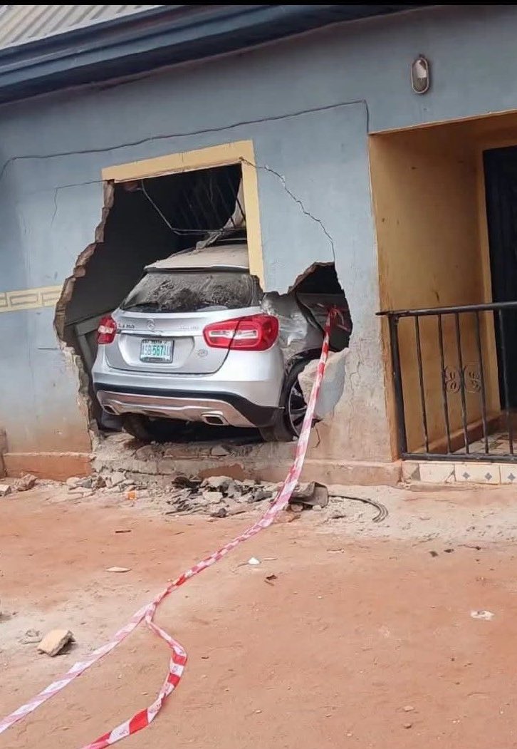 Ola Daniel🔌 tweet media