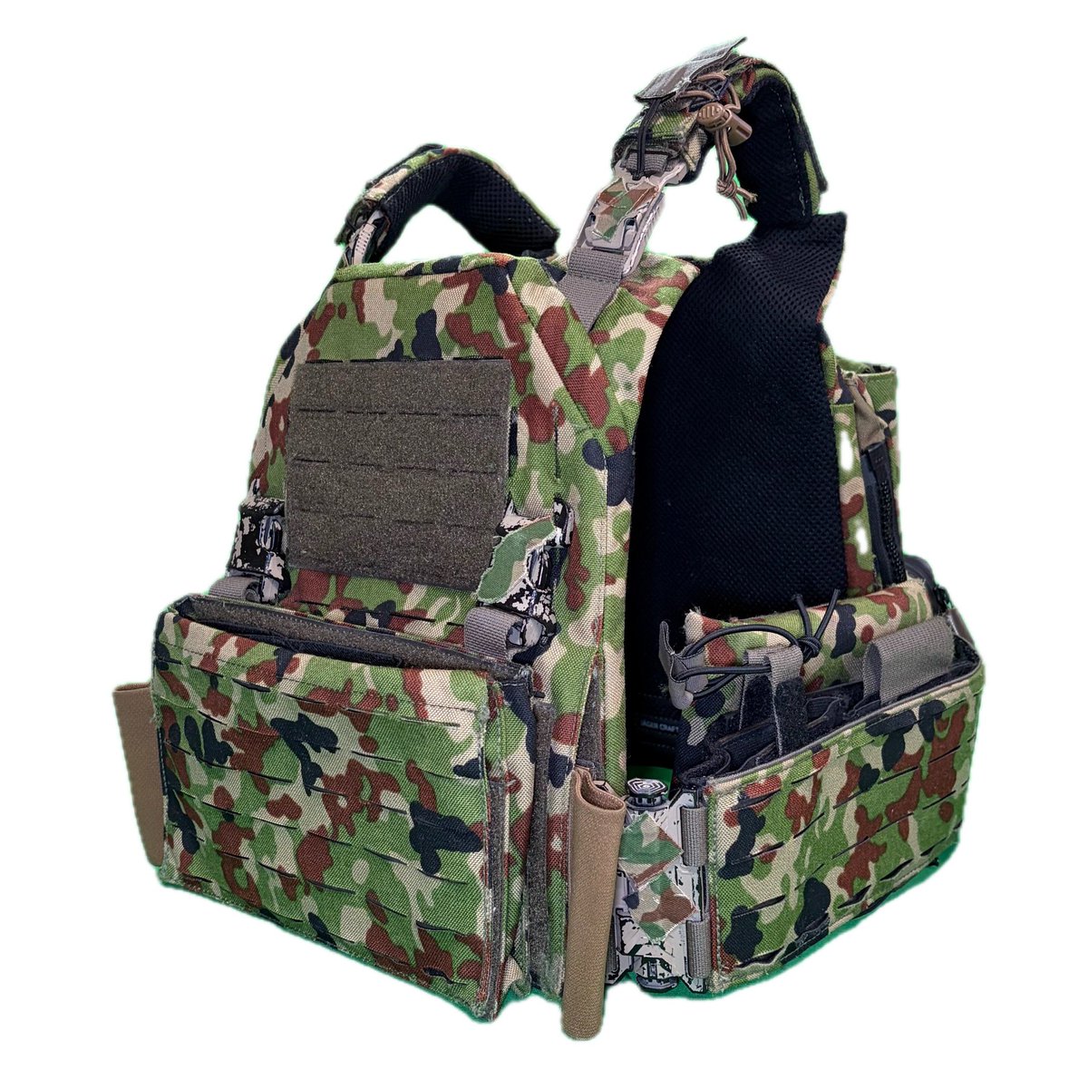 ディス tweet media