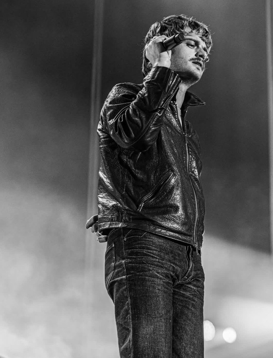 ash || SEEING DJO ⊹ . ݁ ⟡ ݁ . tweet media