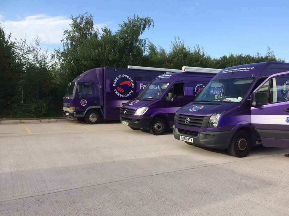 FANS SUPPORTING FOODBANKS #RightToFood tweet media