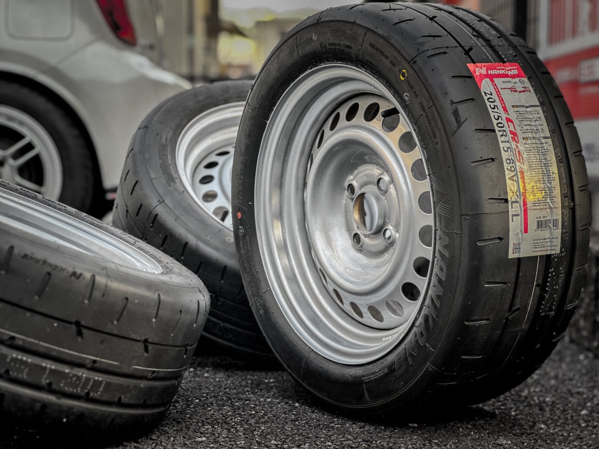 ヒナボー tweet media