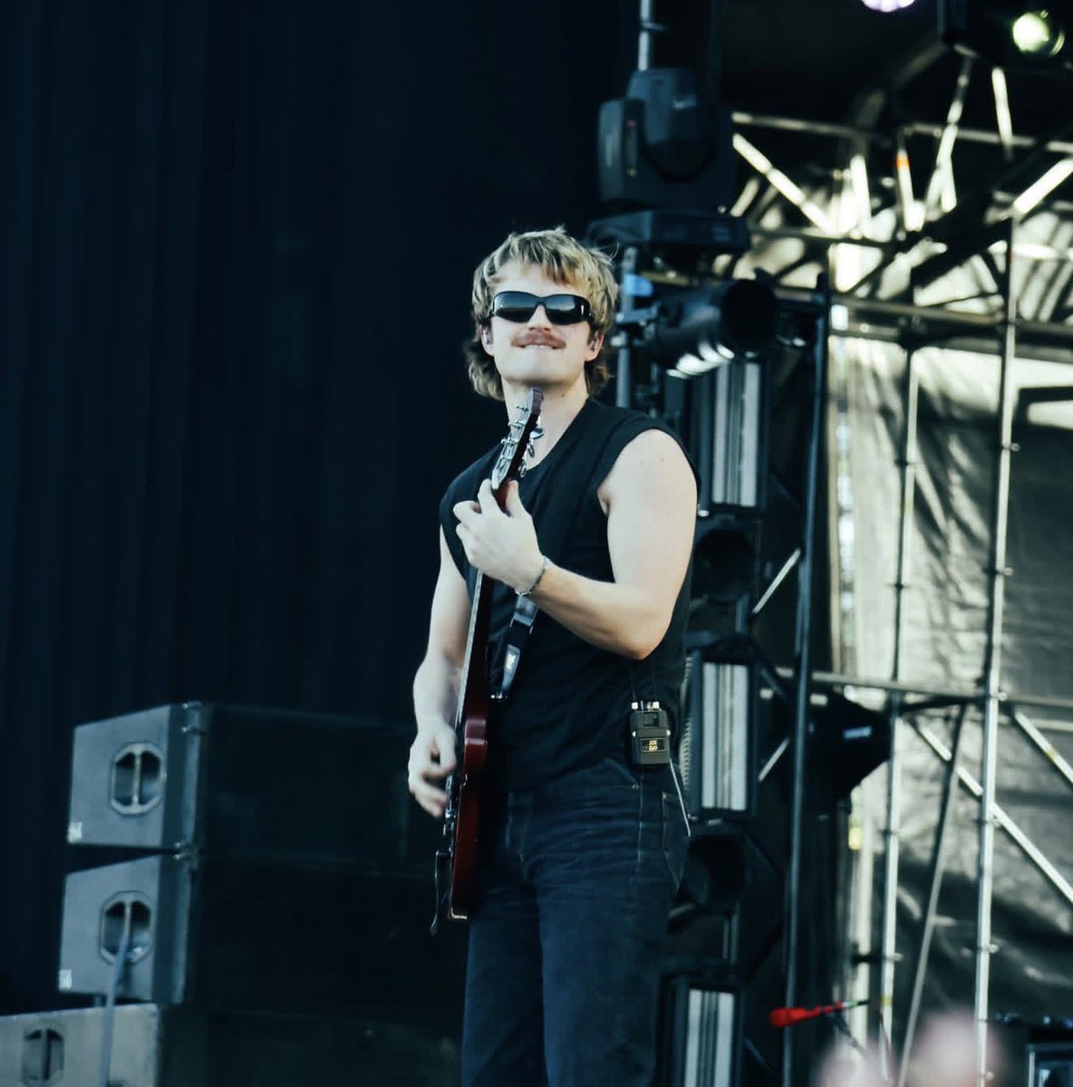 ash || SEEING DJO ⊹ . ݁ ⟡ ݁ . tweet media