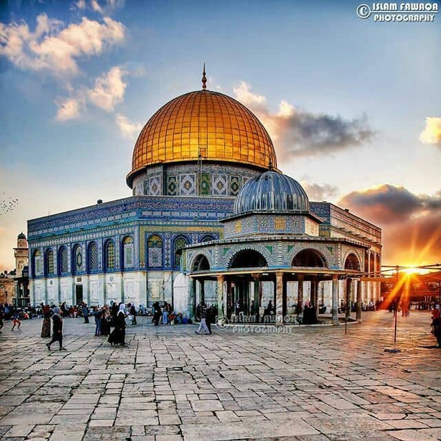 السلام علیکم 
ال ماجوس اور قادیانیوں کے علاوہ تمام اہل اسلام کو دل سے عید مبارک