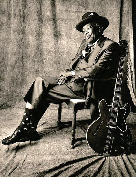 p.9999 ...official tweet media