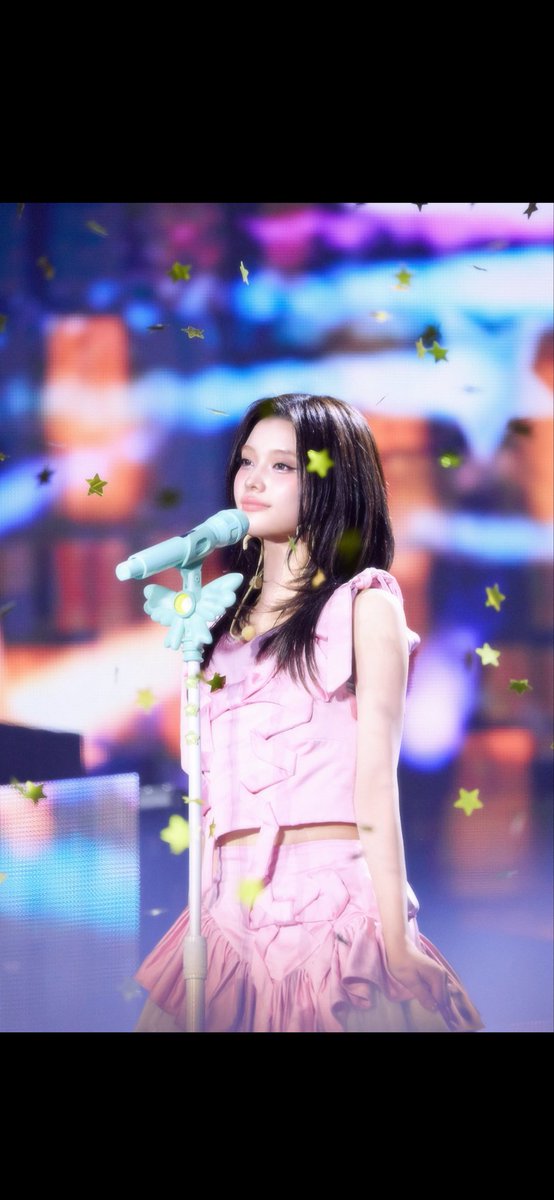 It’s me jenjen ⁵ ꧂ tweet media