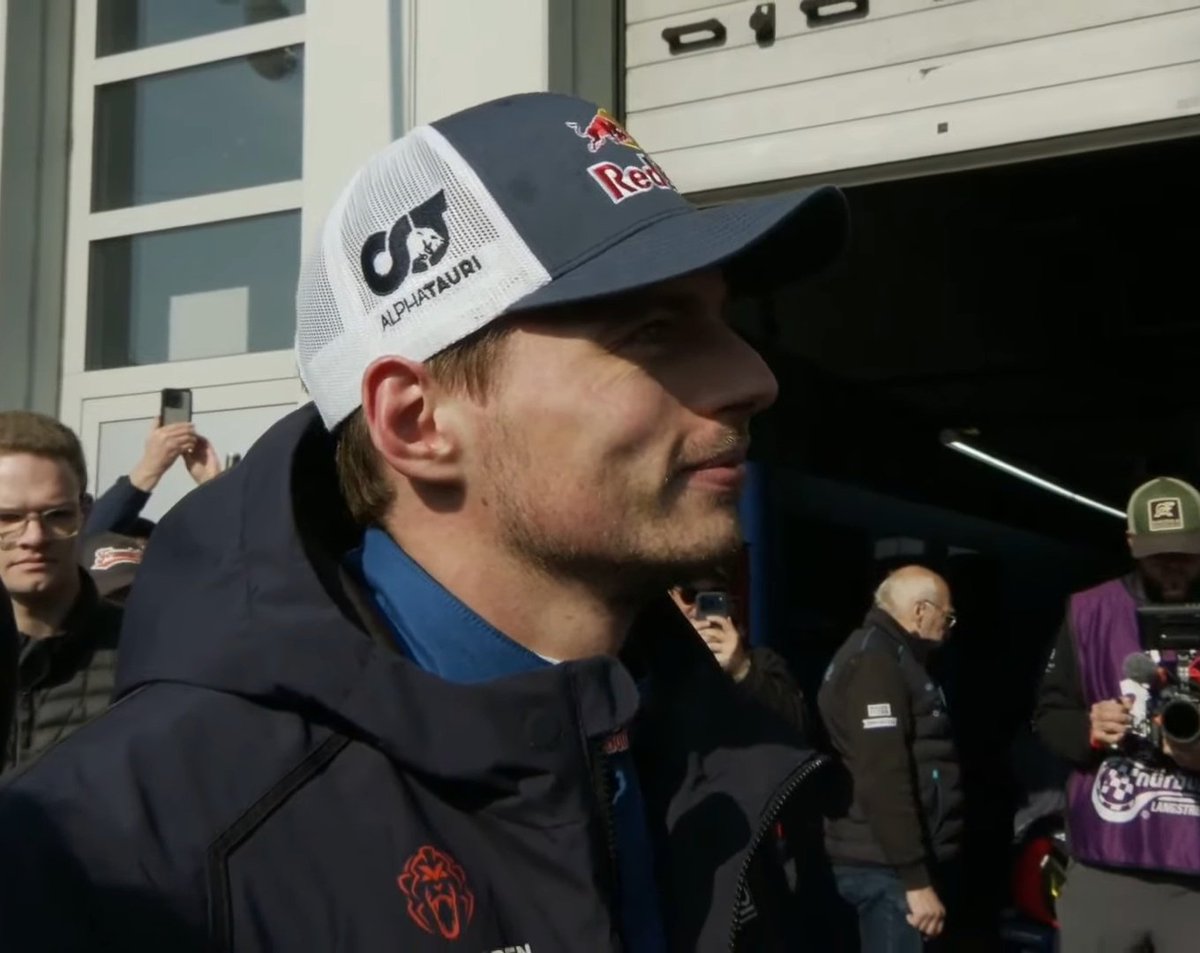 Verstappen News tweet media