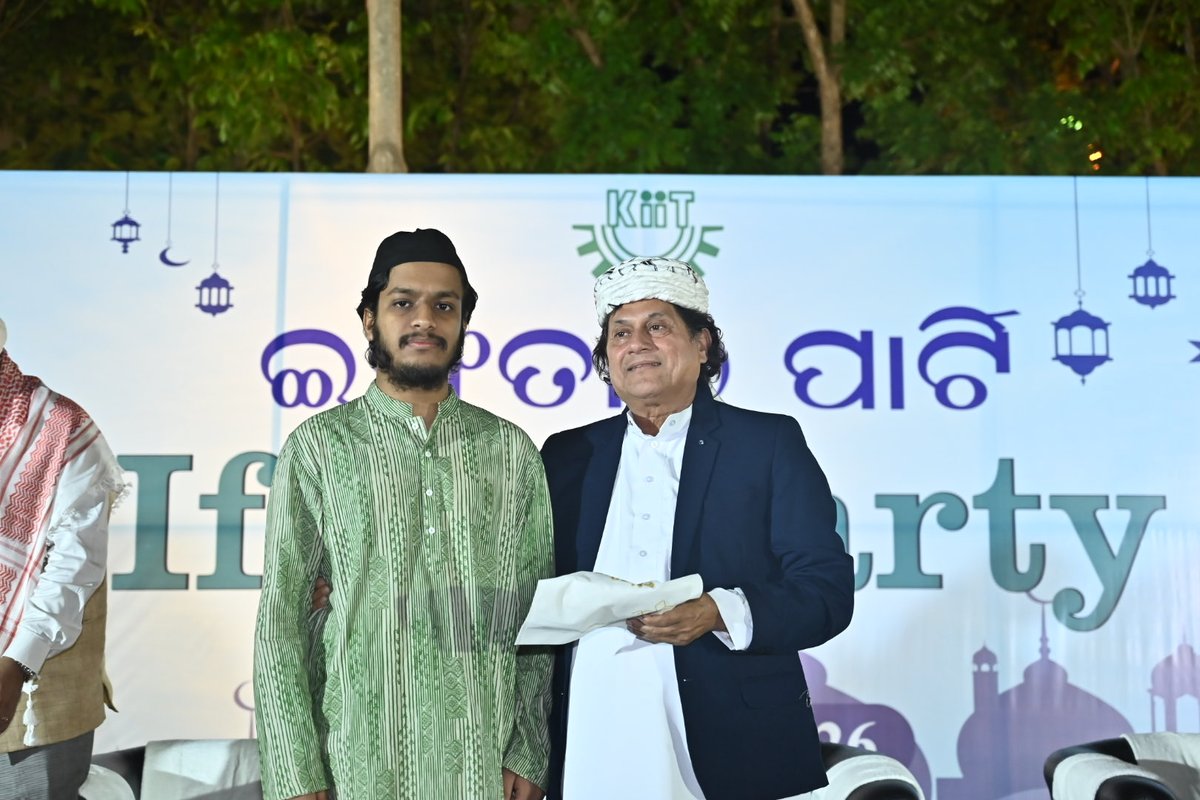 KIITUniversity's tweet photo. We celebrate togetherness all year round, and last evening , we came together for Iftar.

We hosted a heartfelt evening for its Muslim students and staff, rooted in unity, respect, and shared traditions.

Happy Eid to all our students, staff and 
Well wishers. https://t.co/VBcNSEJ3Ei