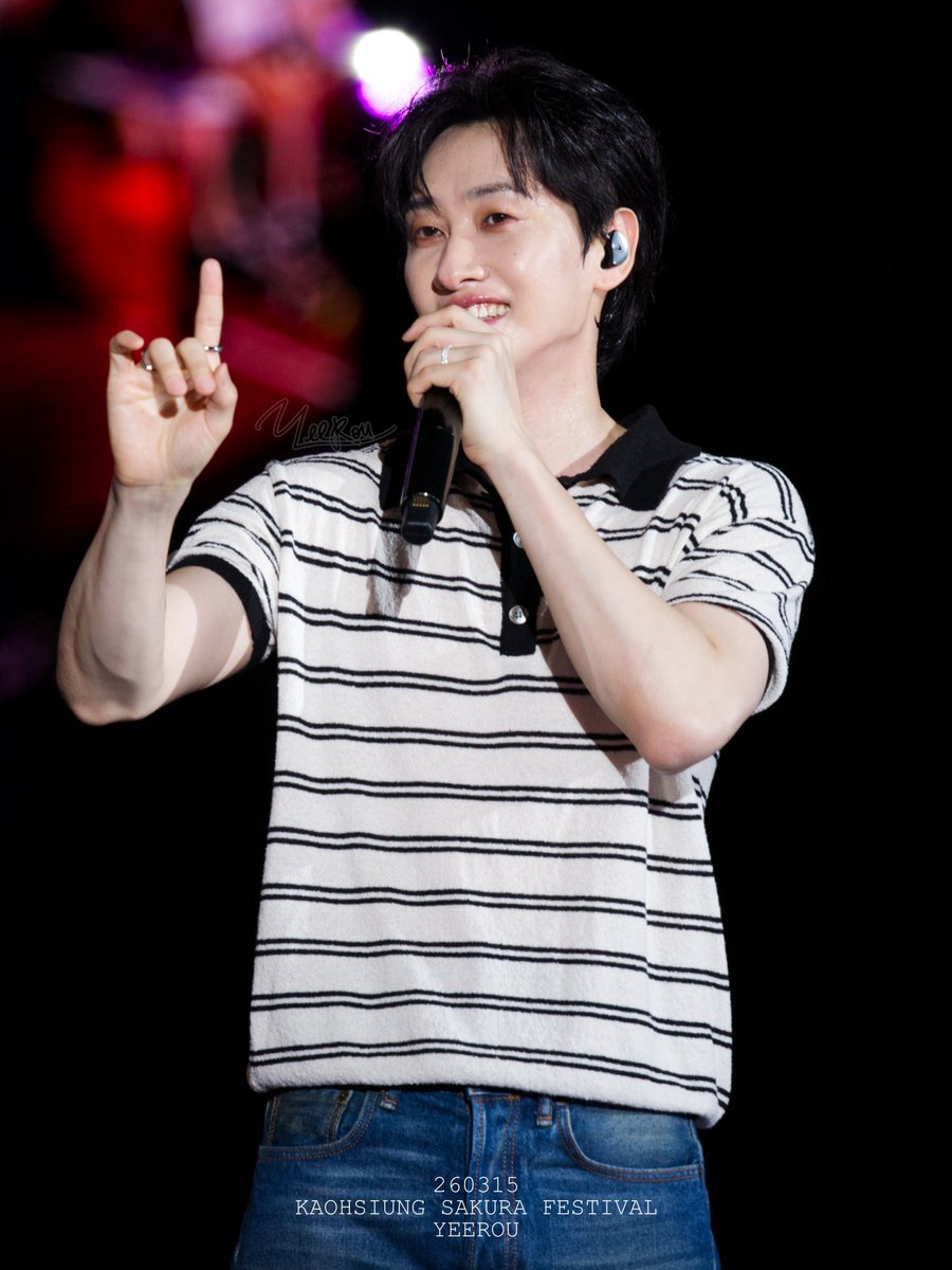 YEEROU💙 tweet media