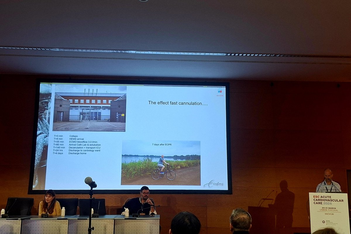 ann_oleksiak's tweet photo. Dinis Reis Miranda rocks the #ACVC26 session with pre-hospital #ECMO cannulation real-life cases during his lecture "Future perspectives in extracorporeal cardiopulmonary #resuscitation".
Every life is worth saving ❤️
#cvacute #ECPR #ECMO #cardiacarrest https://t.co/tVYADnNmqC