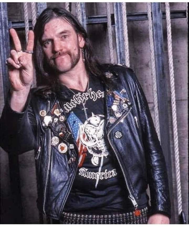 Lemmy Kilmister 
🤘🤘🤘
