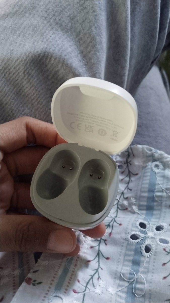 nay | free tag tweet media