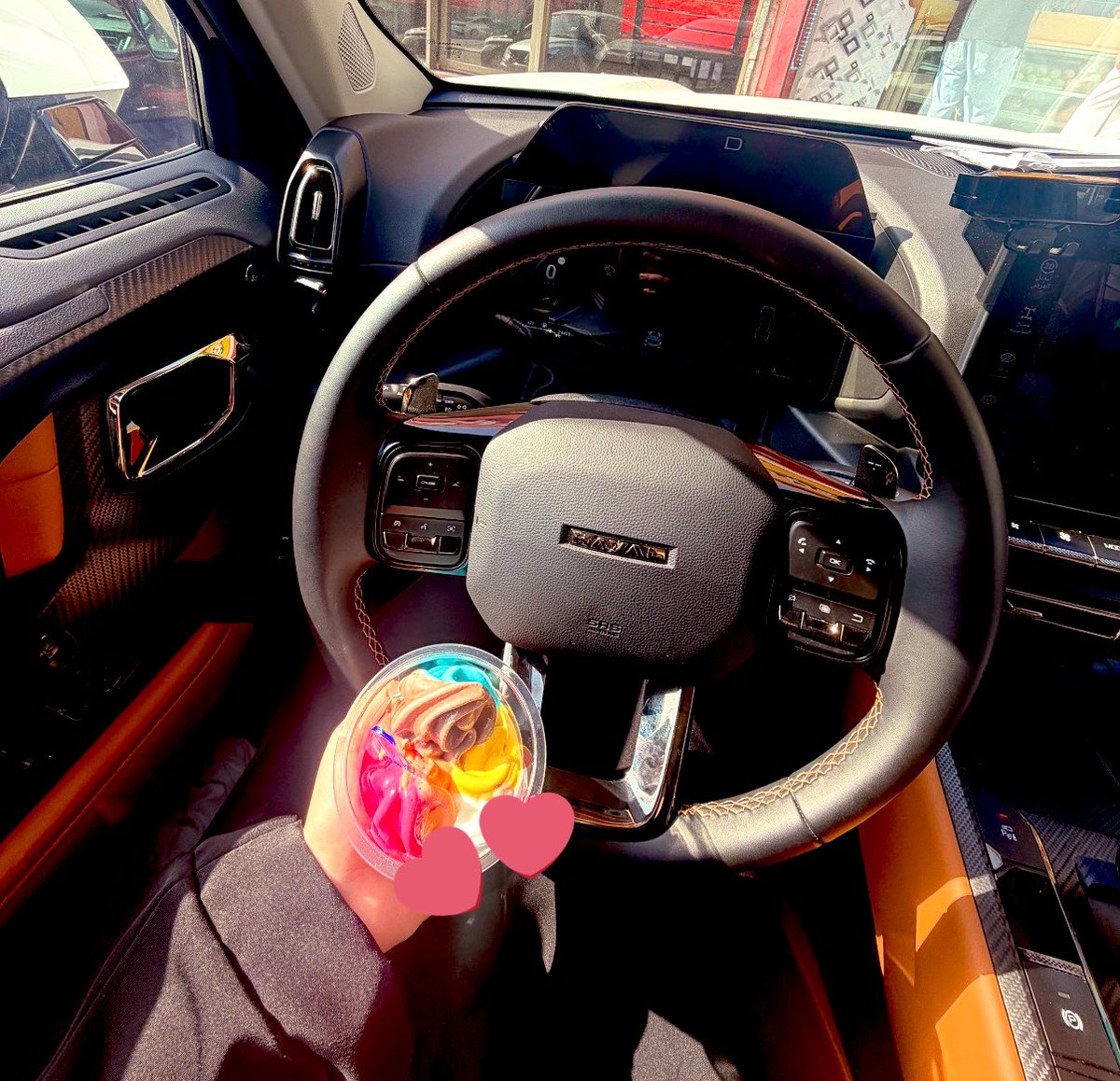 سَاره بَغدادي.. tweet media