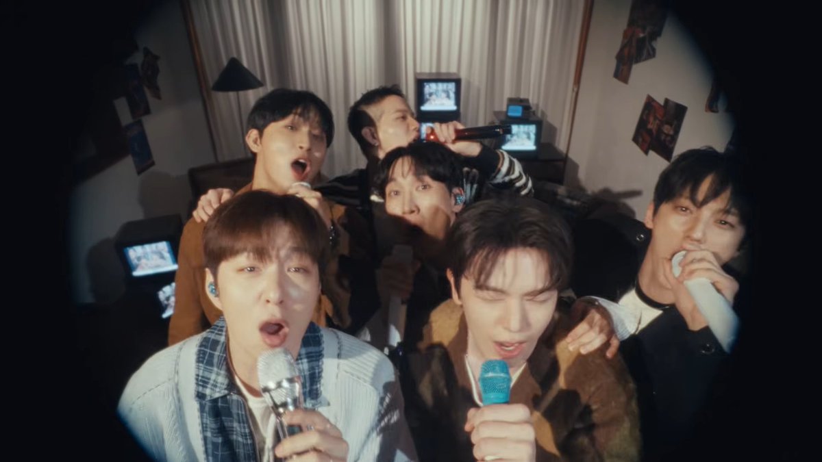 nauimellodi's tweet photo. Forever together, forever shining 💙 
Thank you BTOB, for giving us the most beautiful gift💙 https://t.co/4pd94unlNA