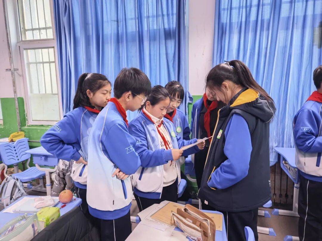 Vicki Mouzouri tweet media