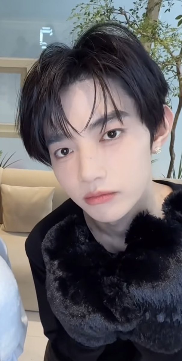 어오빠야~ tweet media