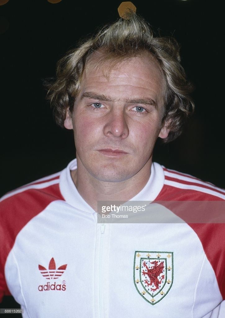 RobbieHagg's tweet photo. @realdavidlocke The holy grail in tracksuit tops Dai. https://t.co/eAggkb9F6N