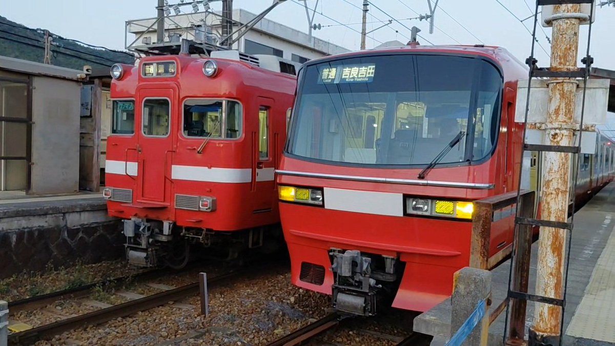 Y38Y3982278's tweet photo. 1803F 臨時回送(吉良吉田)
1763レ普通吉良吉田
1862レ普通蒲郡(所定6010F運用)
6010F車両故障に伴い新川から急遽回送された1803F 検査入場かなと思ったら新安城1番留置され 吉良吉田まで回送 蒲郡線の代走運用に入りました。6R2の代走かと思ったらまさかの1800系!!
ひょっとして蒲郡線運用は初? https://t.co/1TEsLJtF5B