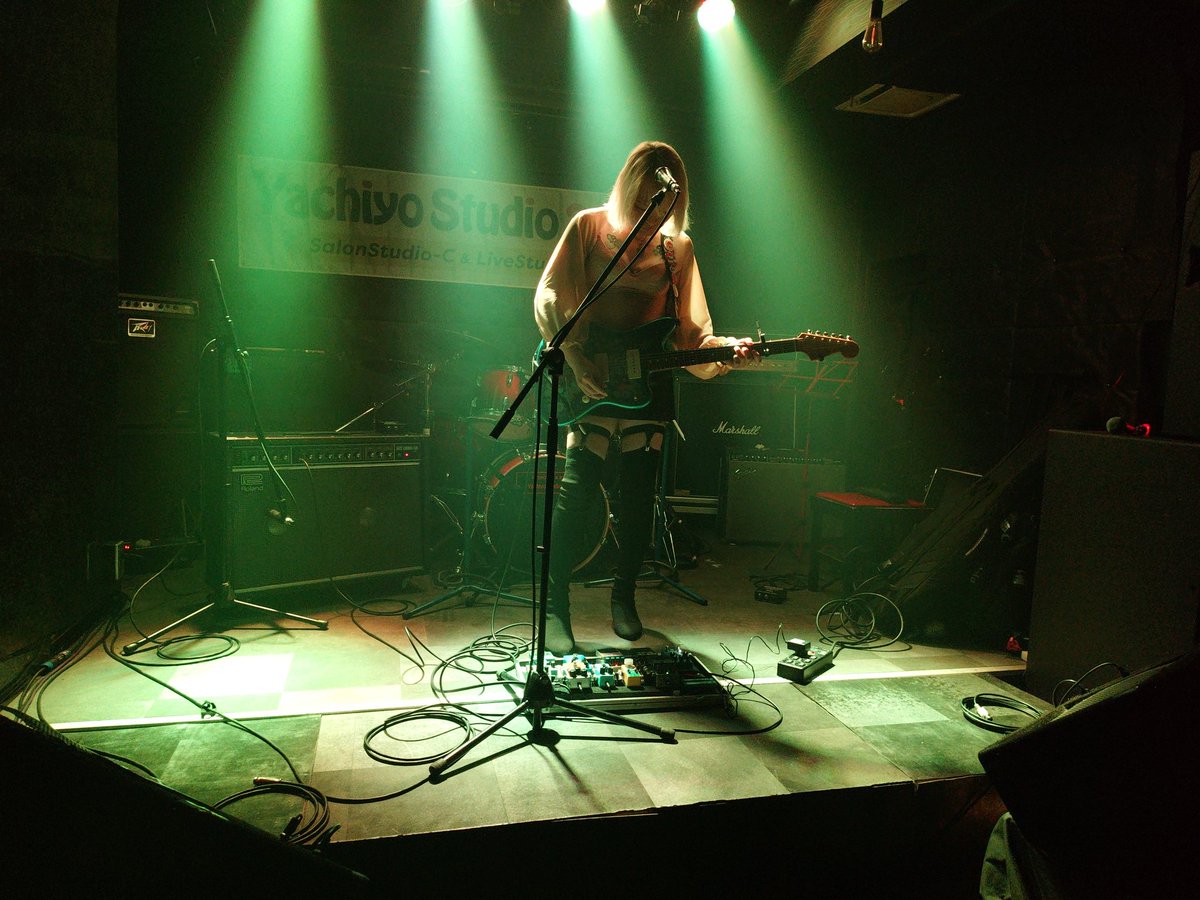 スリーピー@H.J.Cの4弦担当 tweet media