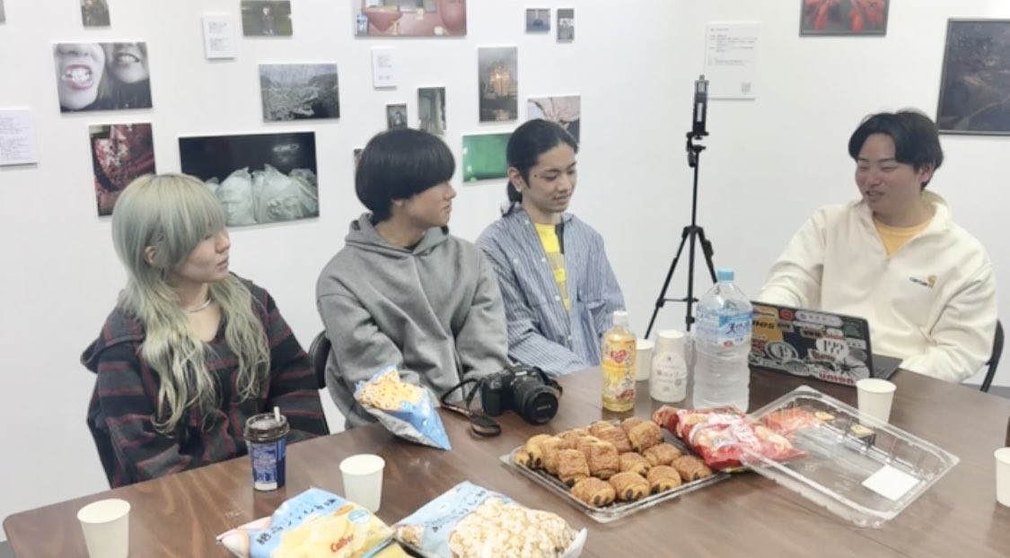 トークショーご参加いただきありがとうございました。まわしもの展は明日まで ご来場お待ちしてます!

#FotoSpaceReago