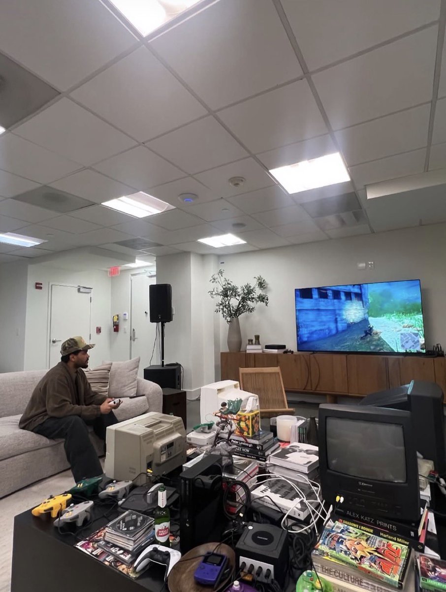 𝙼𝙴𝙼𝙴𝙽𝚃𝙾 𝙼𝙾𝚁𝙸 𝚇𝙾💀 tweet media