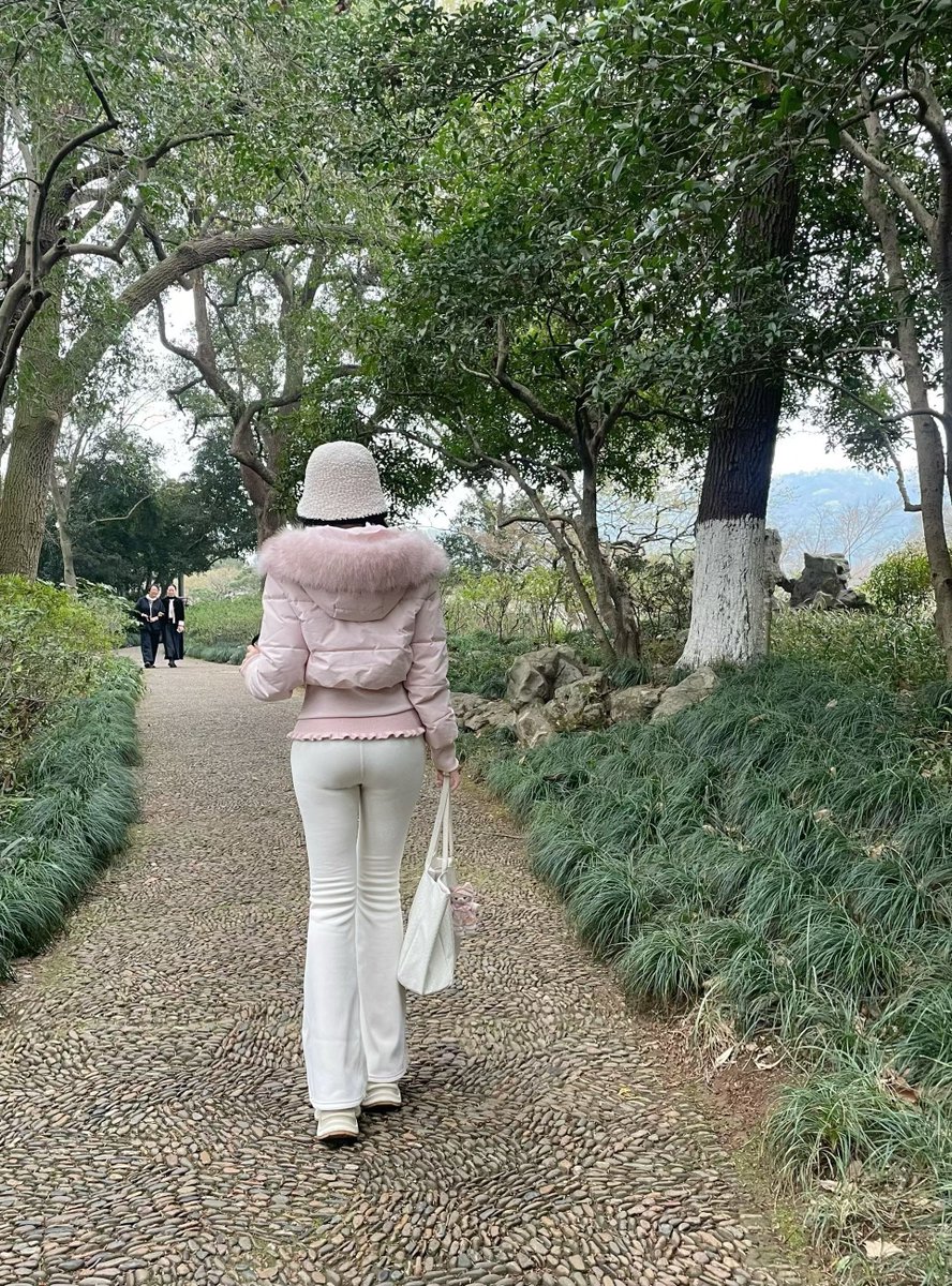 不吃香菜 tweet media