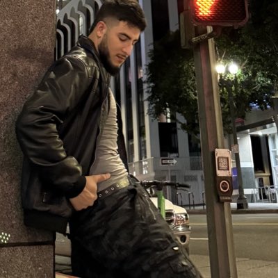 Hans Vomparkert tweet media