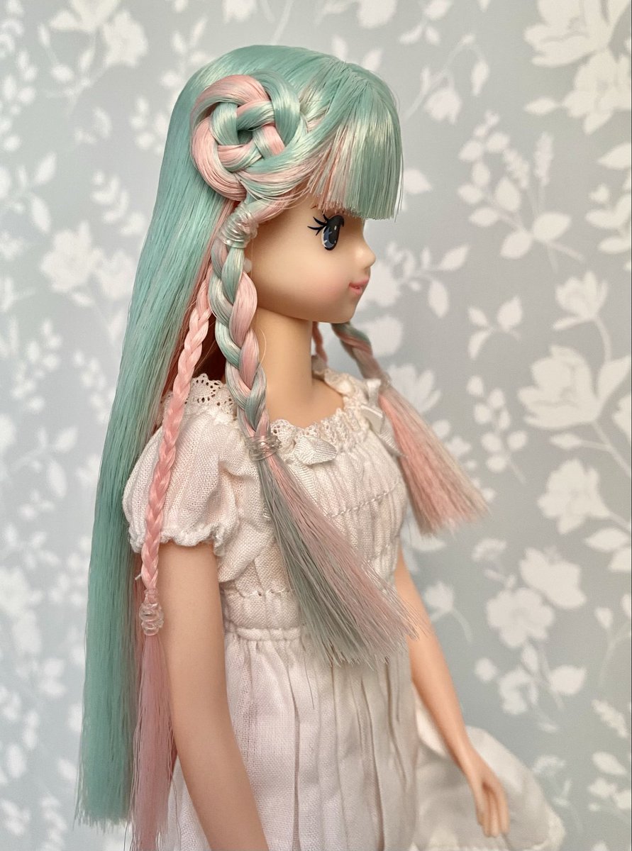 ともり tweet media