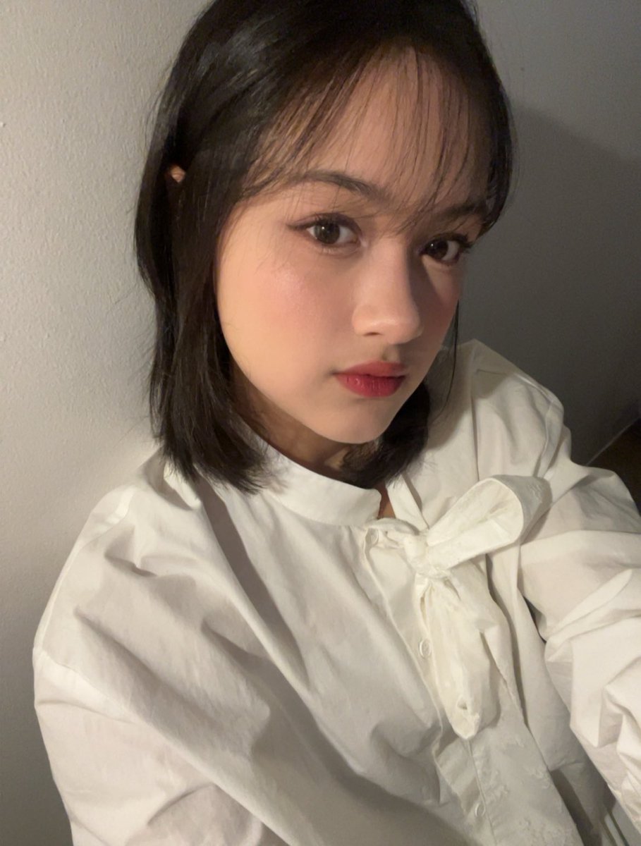 Nina Tutachia tweet media