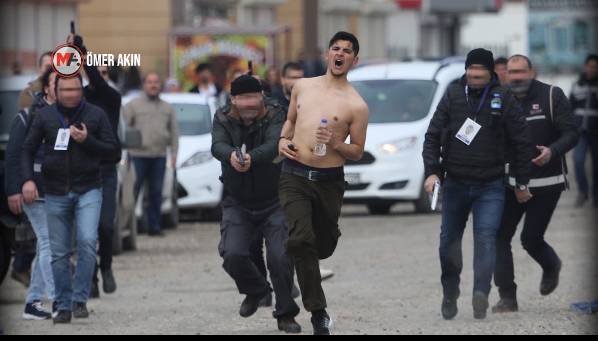 sırrısakık tweet media