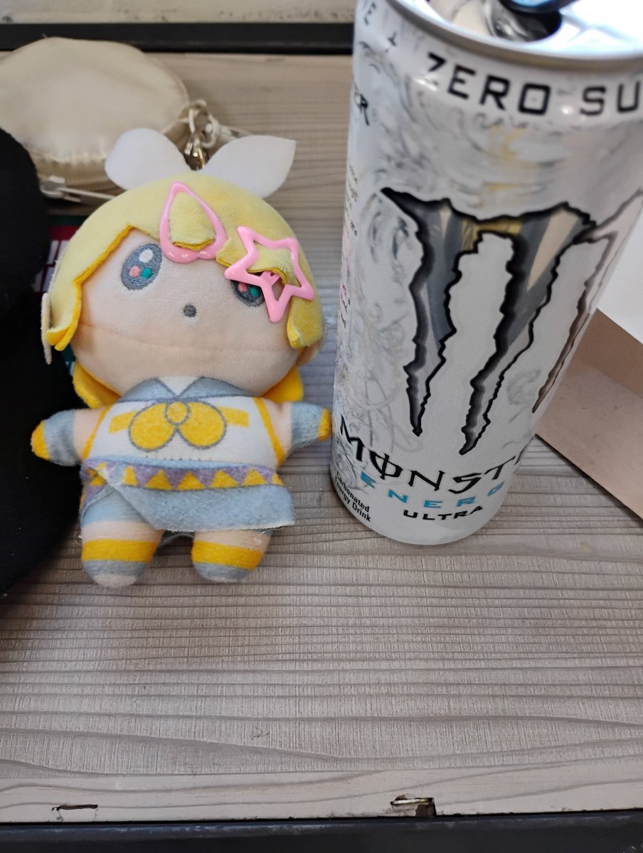 ghostie🐾 tweet media