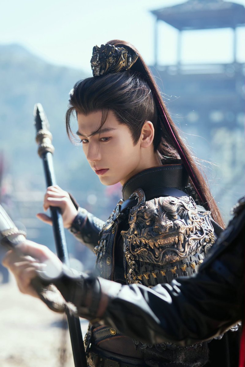 everydayzlh's tweet photo. •032126• zlh studio weibo update 🪐 (1)

studio shares new pics of #zhanglinghe as xie zheng in #PursuitofJade ⚔️ https://t.co/DrnqOSfhAB