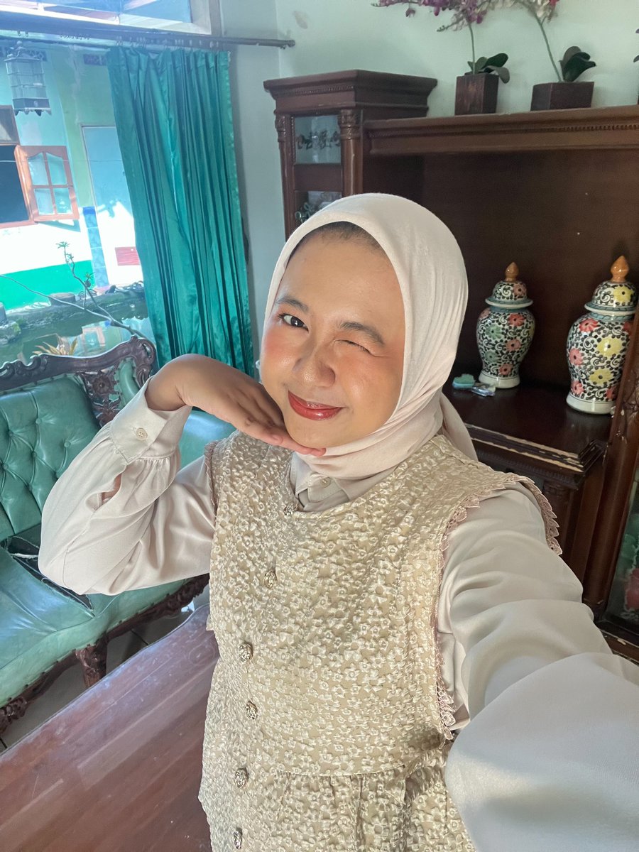 Ismi tweet media