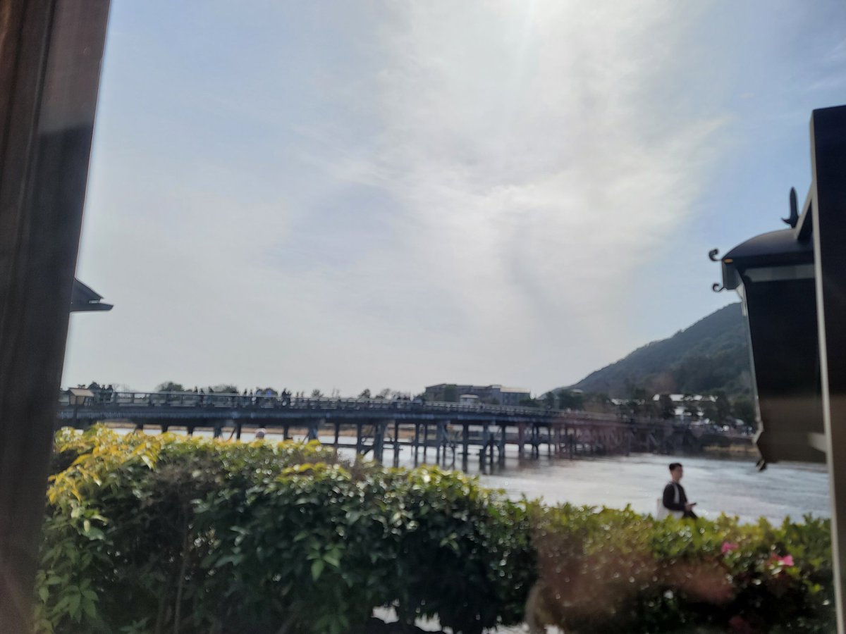 R0916RR's tweet photo. 2月末に京都行ったばかり⛩️
もう少し早く流星くんの行った場所がわかってたら同じ場所に行きたかったなー嵐山を眺めながら美味しいお蕎麦を食べるの最高だった✨
#横浜流星 https://t.co/e16c4P2qo6