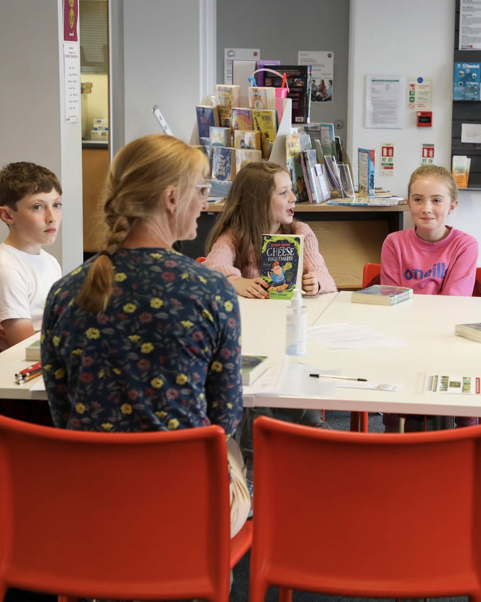 Libraries NI tweet media