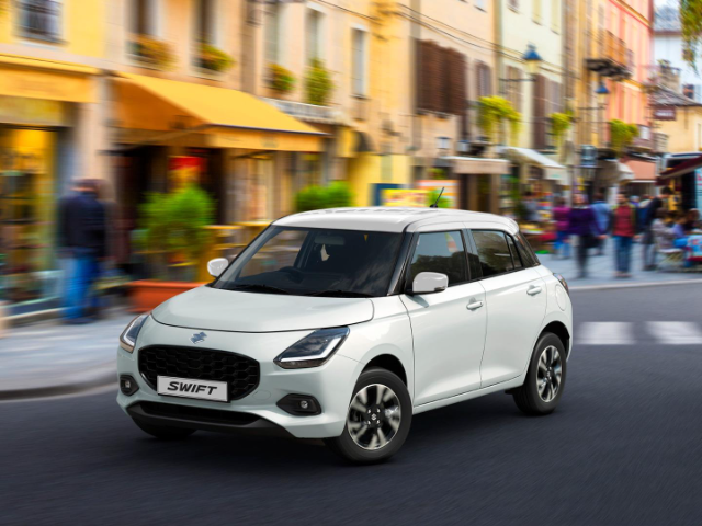 AutoTrader tweet media