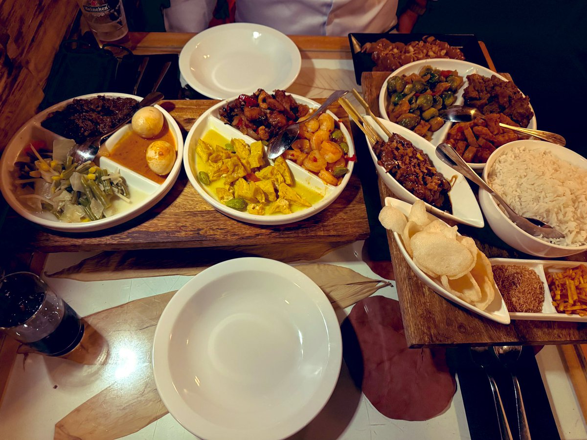 Vincent G. de Vlugt tweet media