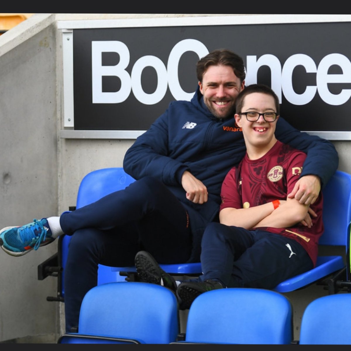 Scott Barrow tweet media