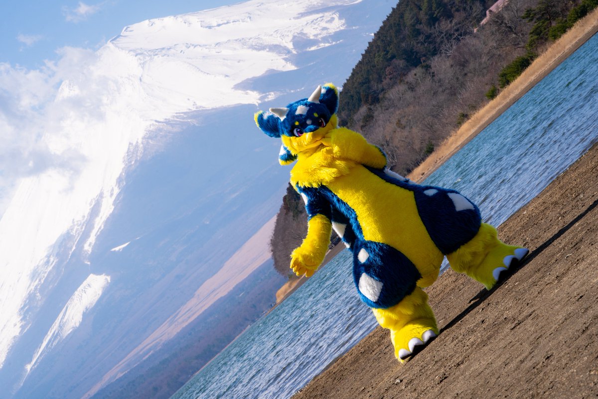 六連星スバル tweet media