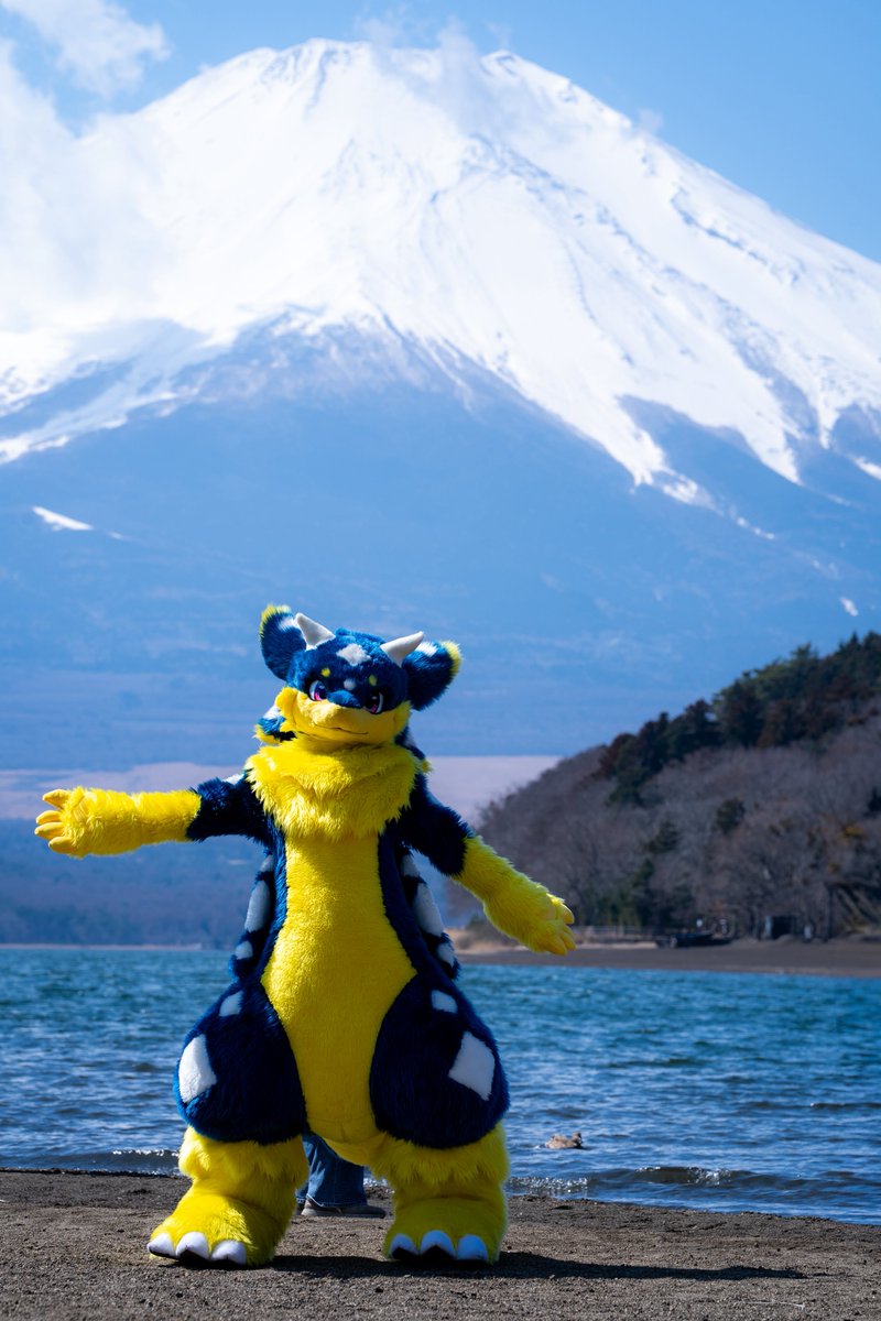 六連星スバル tweet media