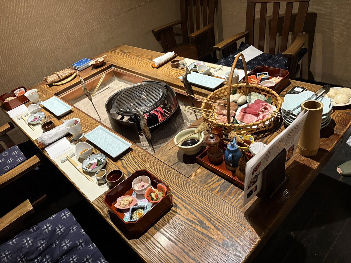 berbertoia's tweet photo. (nice dinner‼︎) https://t.co/bELi9126Yh