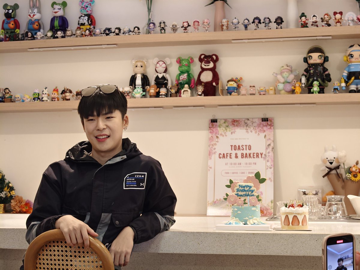 เงินเดือนฉัน กำลังเจื้อยแจ้วอย่างมีความสุขอยู่ 🐇🥰
#GameplayRB
#GameplayLevelUpParty