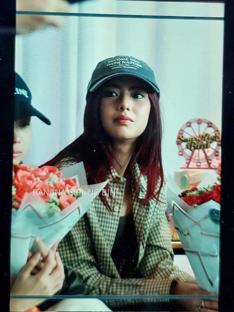 RJ | BANANA GIRL NG BINI | CARROT NI JENNIE KIM tweet media