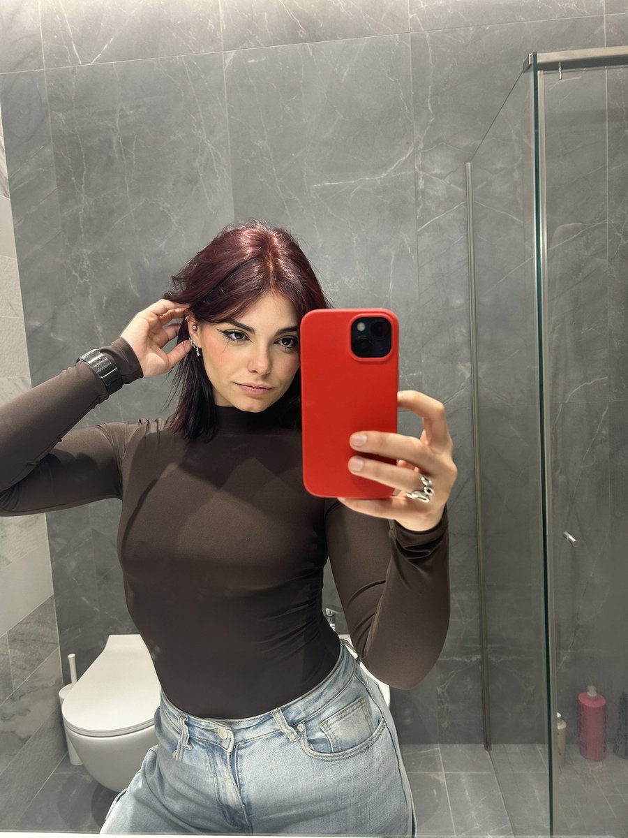 Elena 👼🏻 tweet media