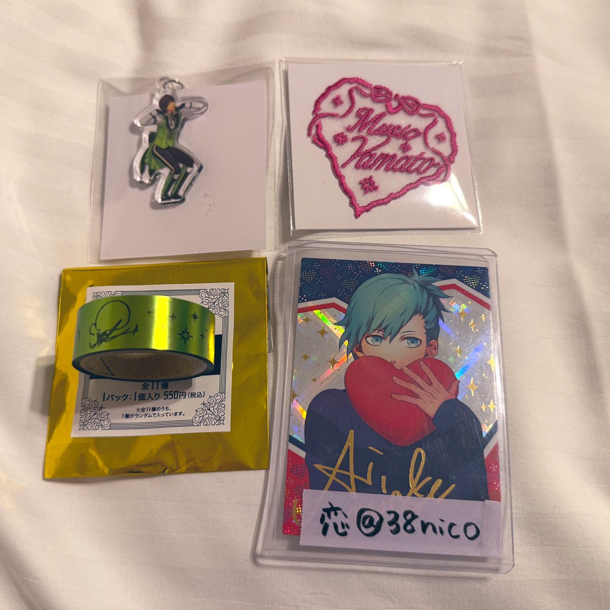 恋 ♡ グッズ交換垢 tweet media