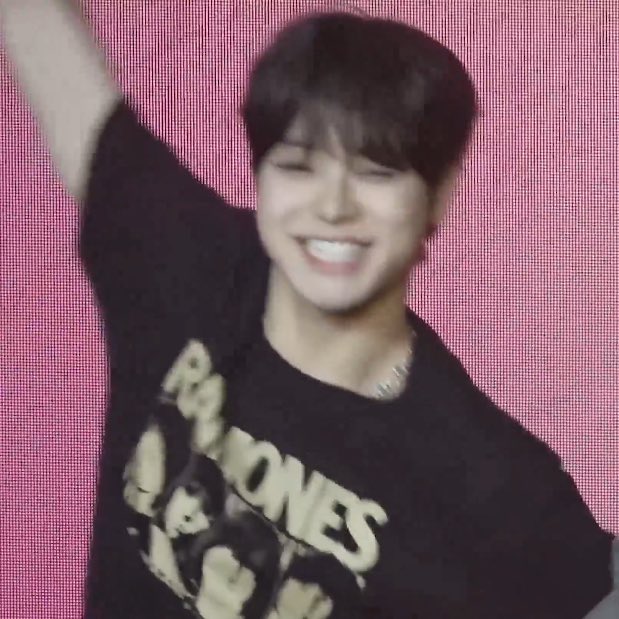 hani🐘💗 tweet media